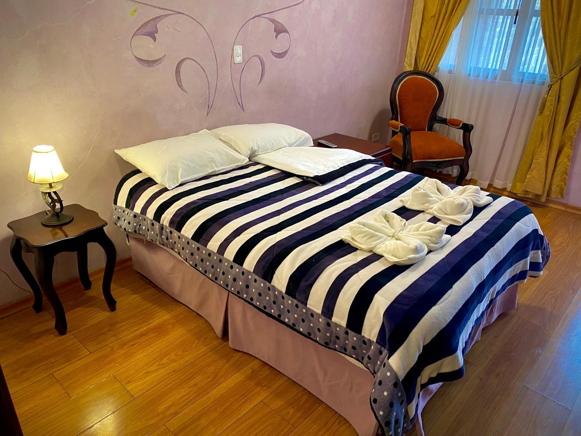 Latacunga Hostel Екстериор снимка