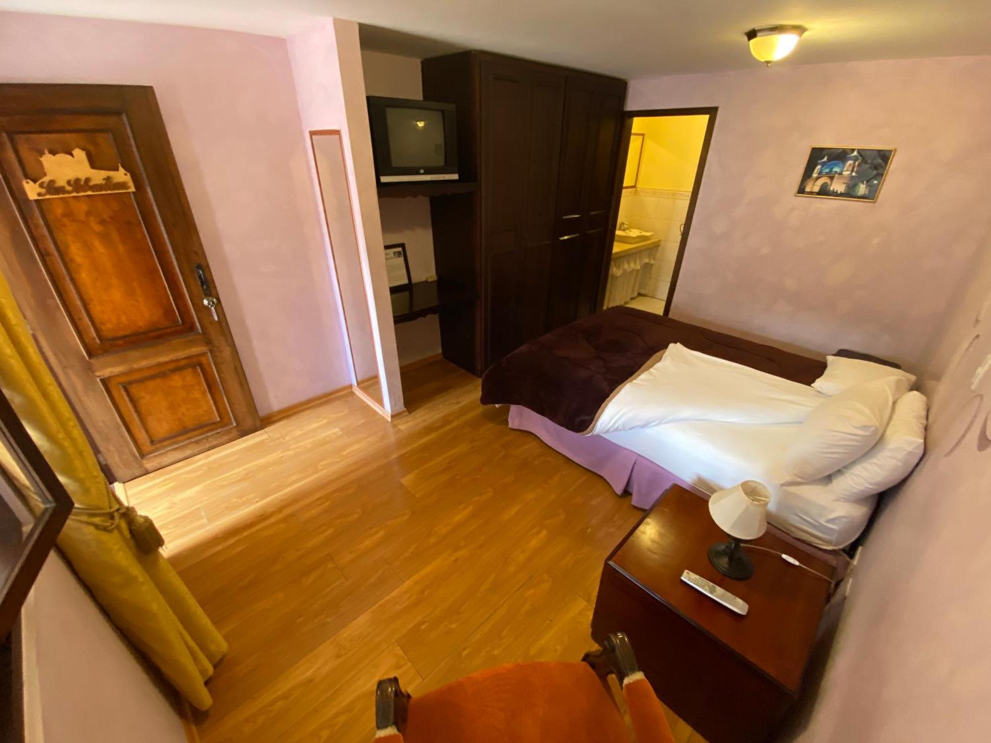 Latacunga Hostel Екстериор снимка