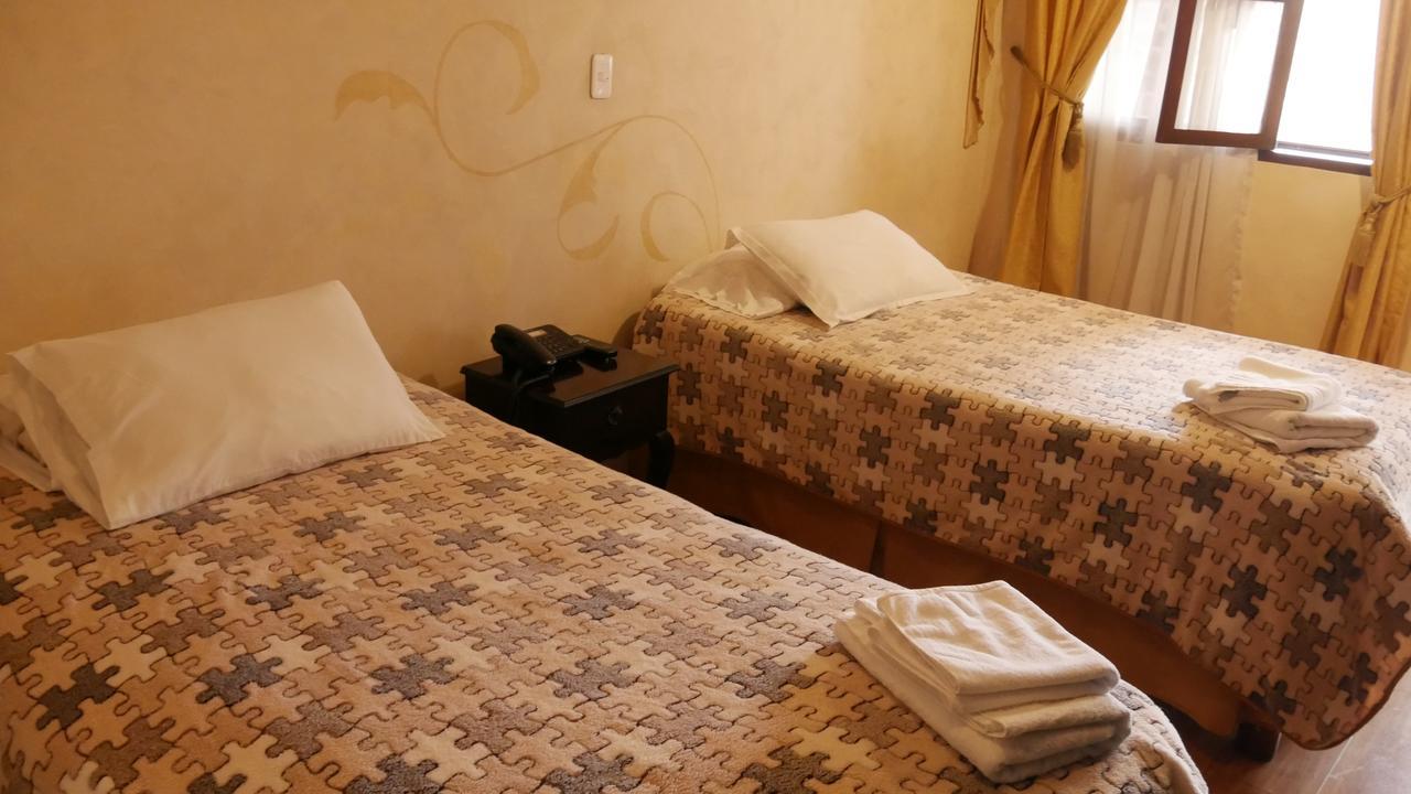 Latacunga Hostel Екстериор снимка