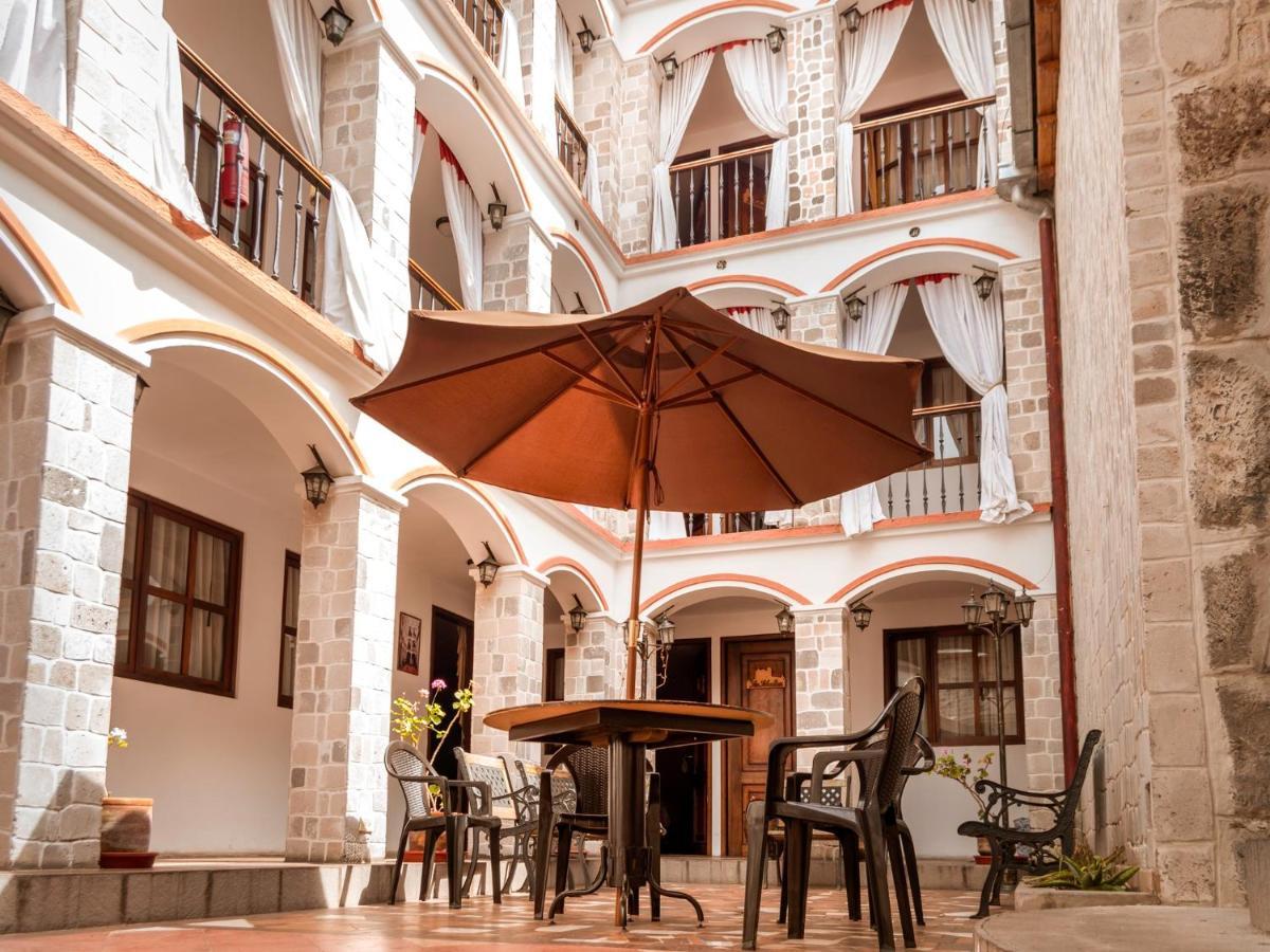 Latacunga Hostel Екстериор снимка